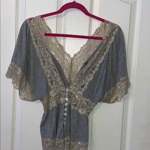 really cute gray V neck with lace detailing